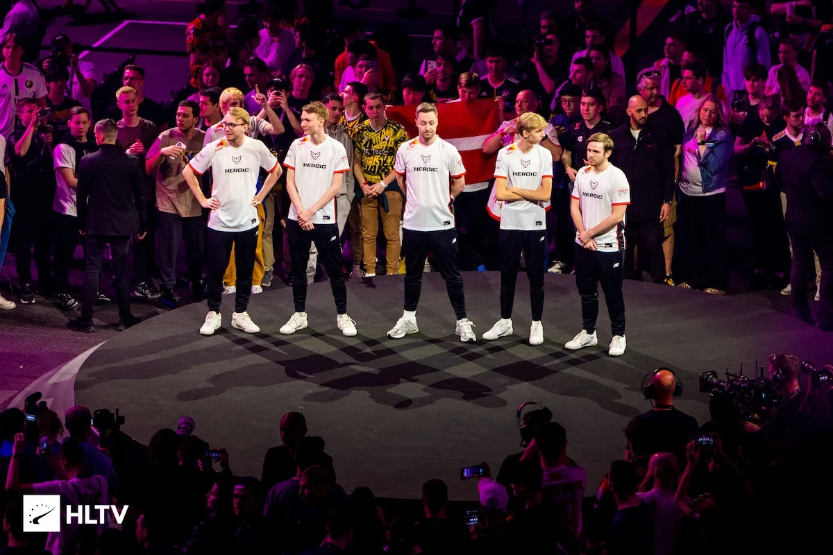 Heroic перемогла Faze і забезпечила собі місце в півфінальне в Парижі