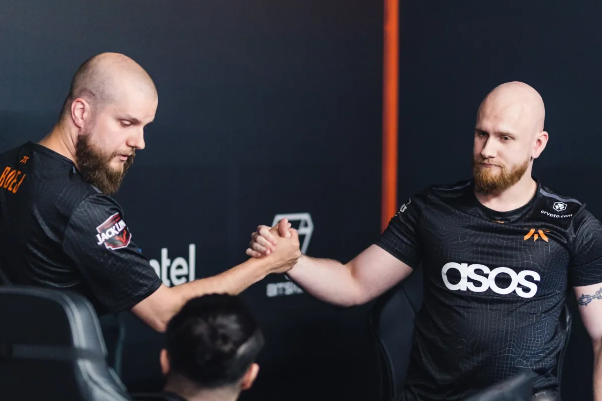 f0rest гратиме за команду fnatic на турнірі IEM Dallas