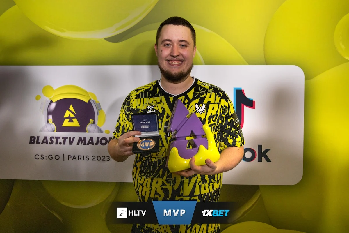 ZywOo виграв нагороду MVP BLAST.tv Paris Major