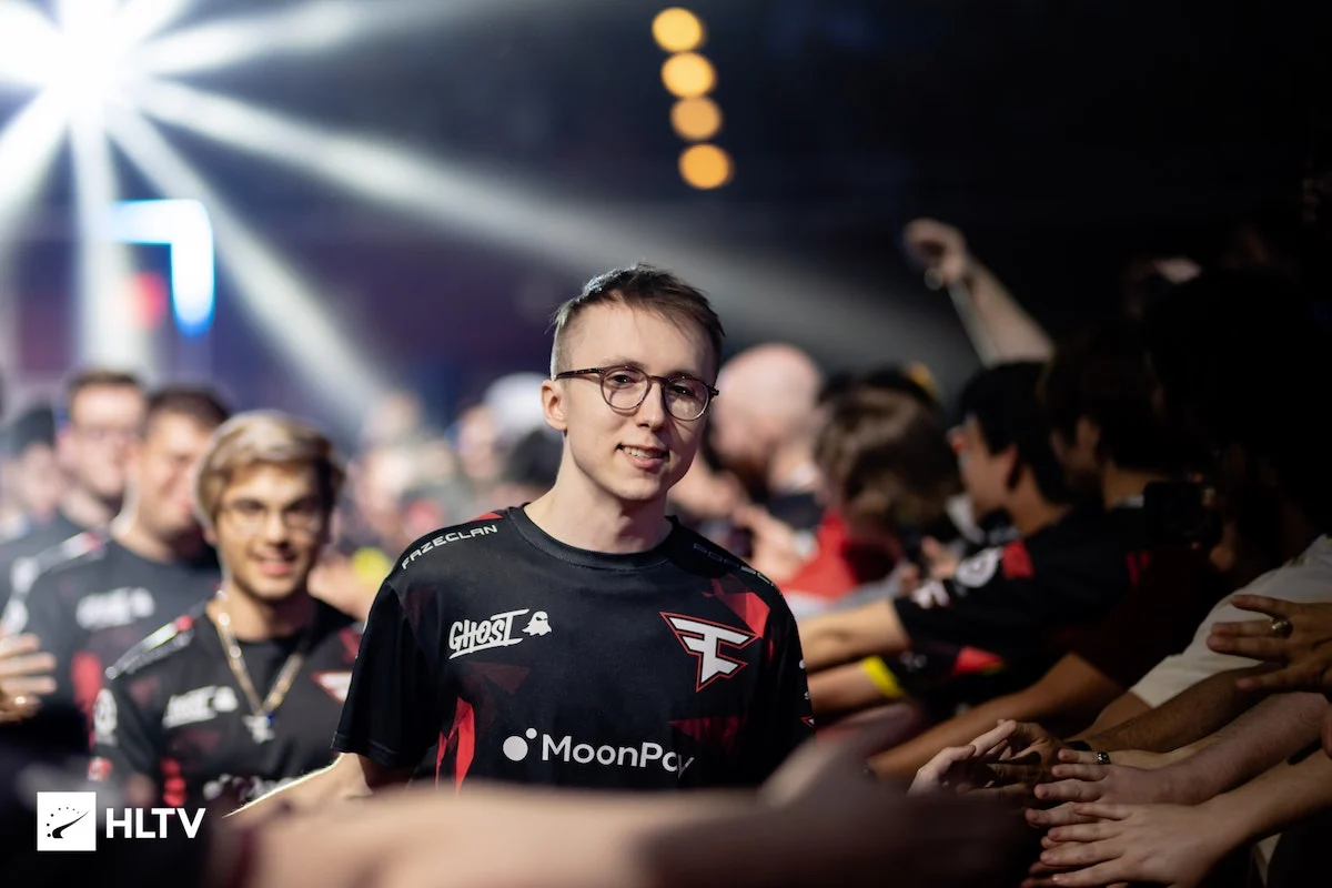 FaZe вибивають G2 з IEM Dallas