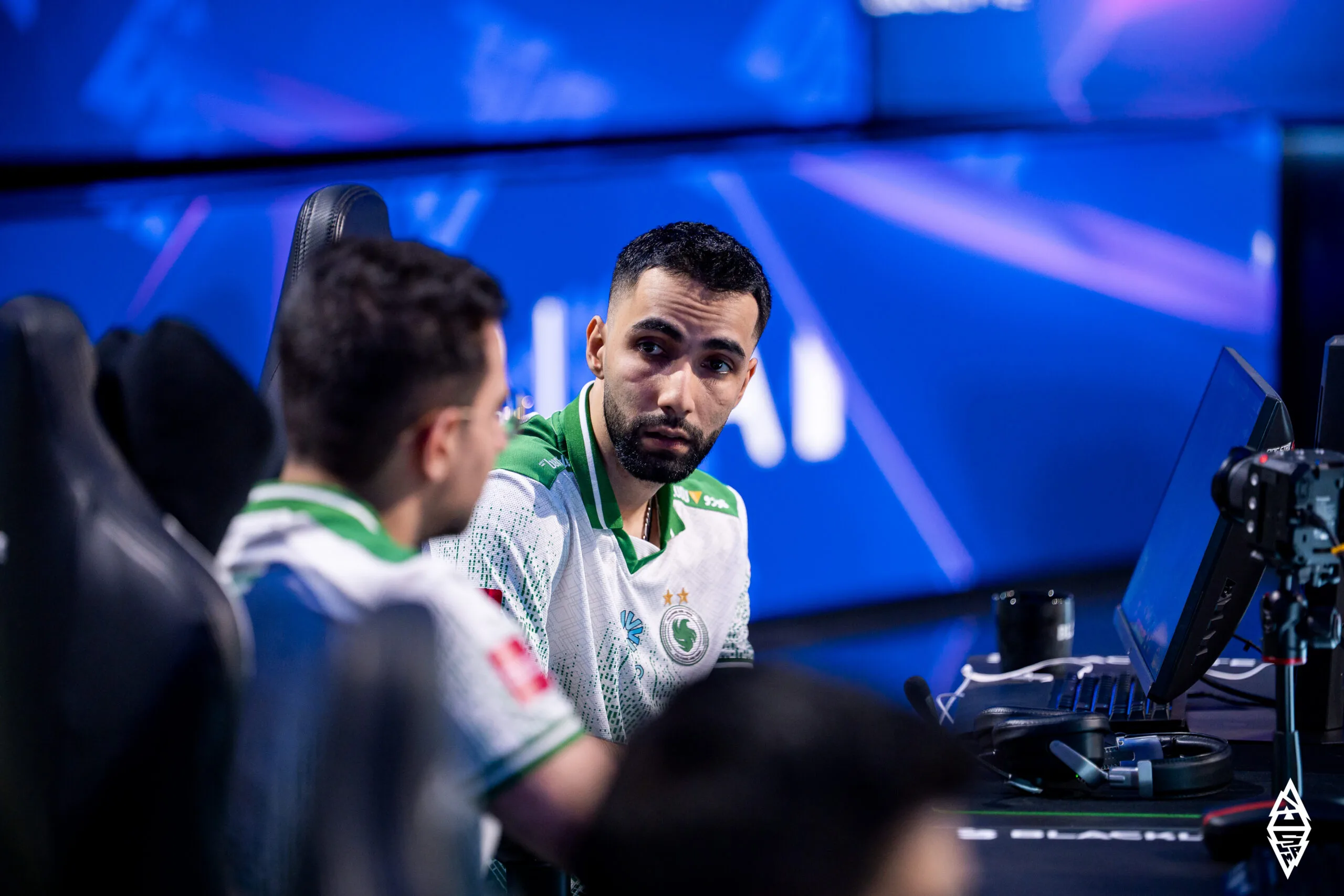 SumaiL and Tobi join MOUZ for 1win Essence 1 tournament