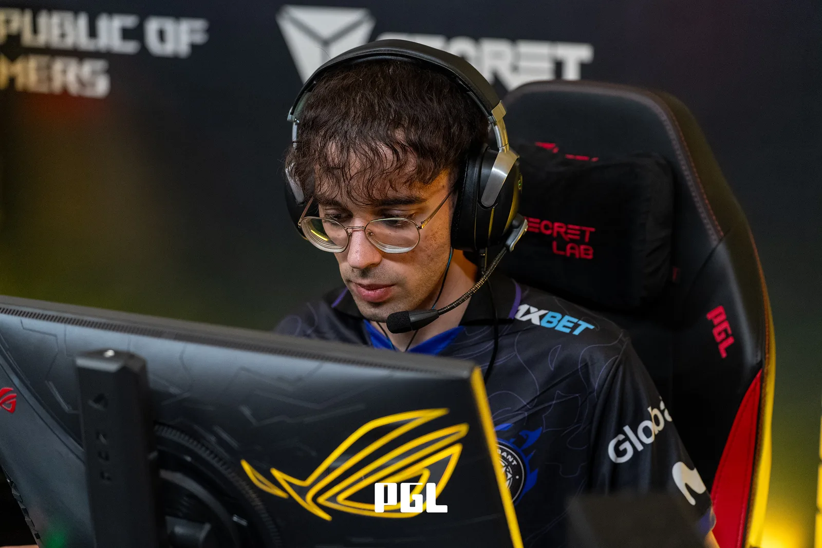 © Donut, PGL
