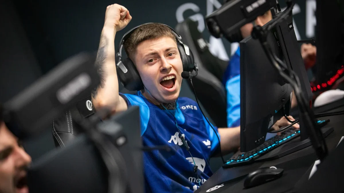 CRUC1AL to stand in for M8s at Stake Ranked