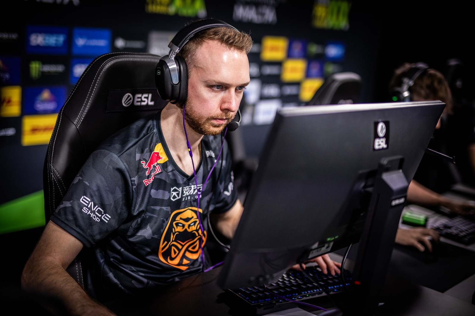gla1ve ESL
