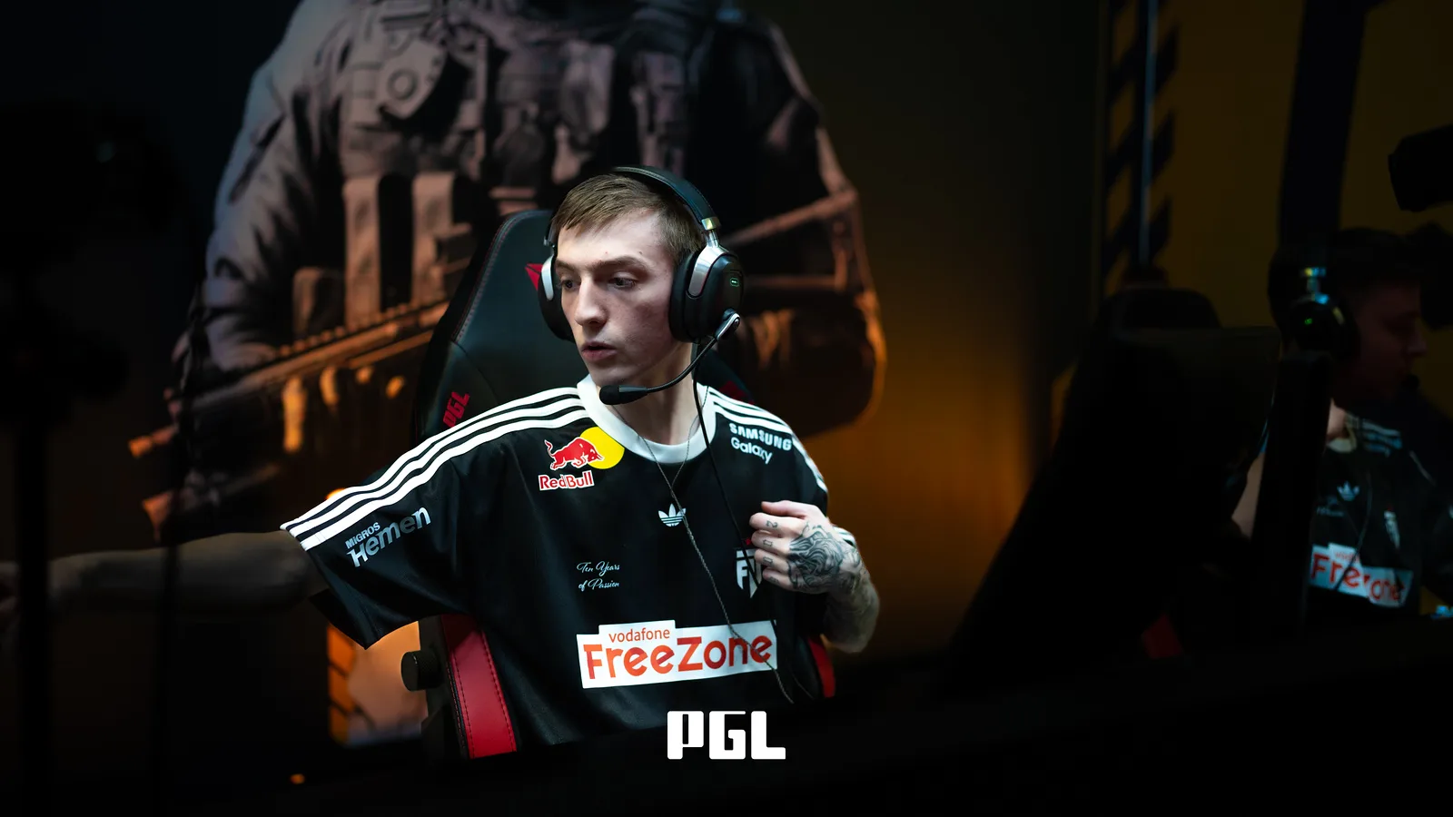 lauNX PGL