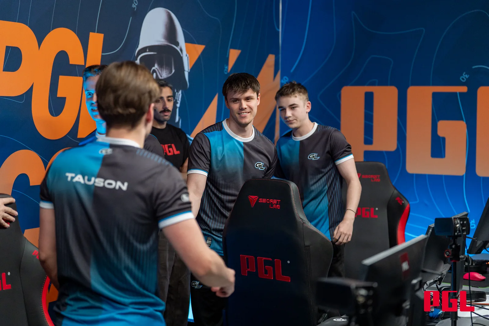 PR REZ PGL