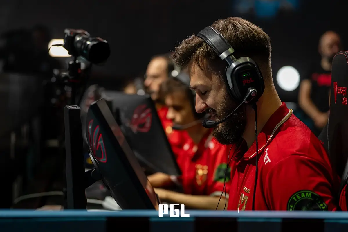 jL pgl mouz