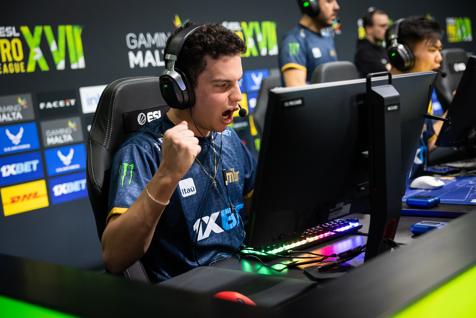 brnz4n ESL