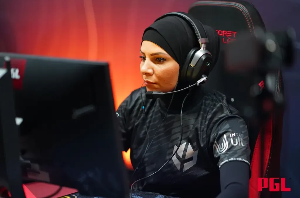 CS2 veteran zAAz slams Valve for women’s esports decline
