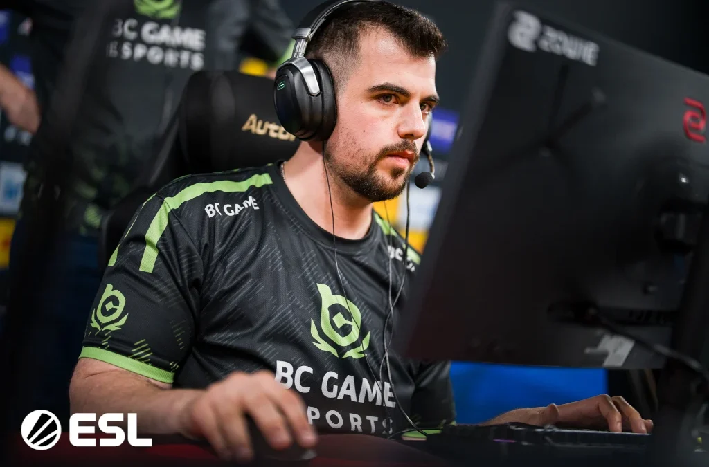 INFINITE complete CS2 roster with signings of kyuubii and ScrunK