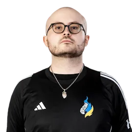 Майкл “Grim” Вінс