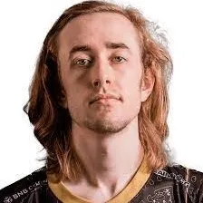 Квінн “Quinn” Каллахан